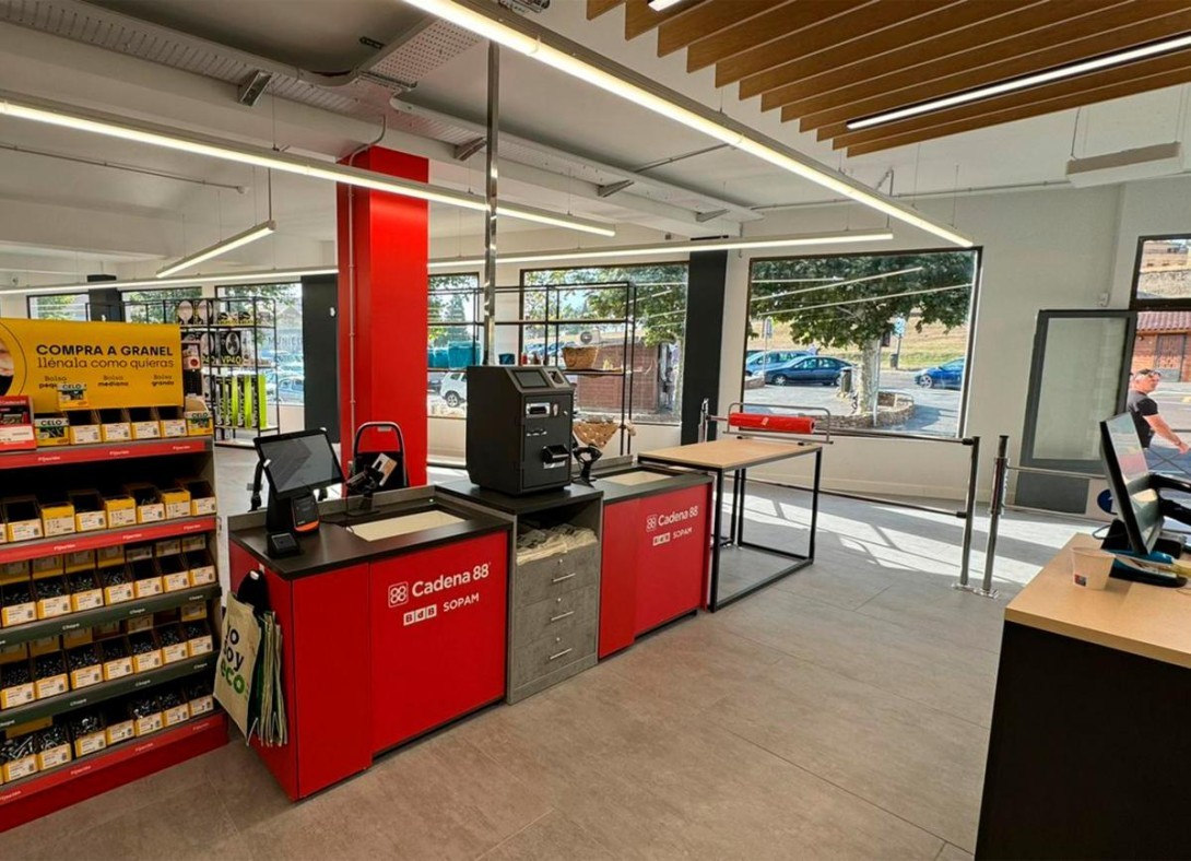 SOPAM inaugura su ferretería Cadena88 en Ciudad Rodrigo (Salamanca) 2
