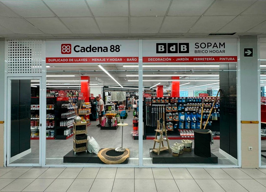SOPAM inaugura su ferretería Cadena88 en Ciudad Rodrigo (Salamanca)